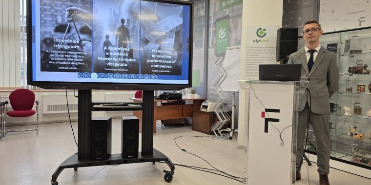 Dr. Molnár László habilitációja